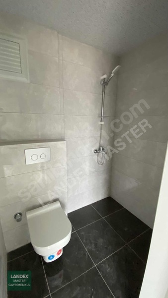 Yenişafakta Ferhatlar Kolejine Yakın Sıfır 3+1 Daire — fotoğraf 32