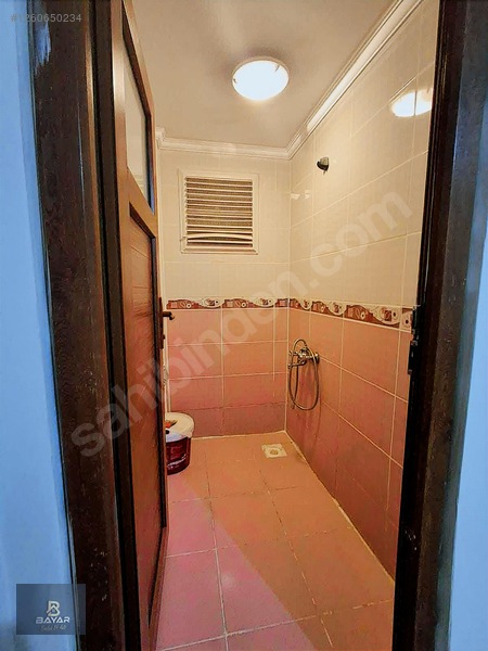 Karşıyaka Satılık Geniş Ferah Bodrum Katı Daire — fotoğraf 15