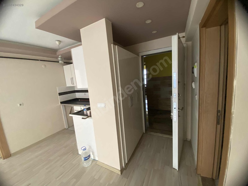 Yeni Çağ Emlaktan Eşyasız Kiralık 1+1 Daire — fotoğraf 5