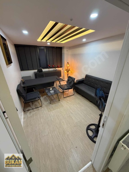 Bukan'Dan Piesta Avm'De 2+0 Eşyalı Hazır Büro Eşya Dahil Kiralık