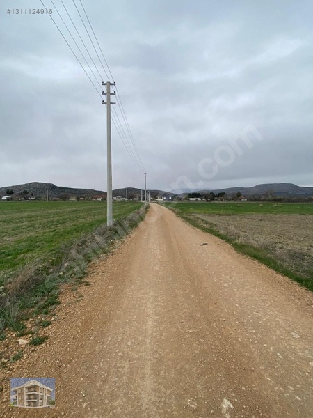 Korkuteli Caykenarında 635 M2 Hisse Satılıktır