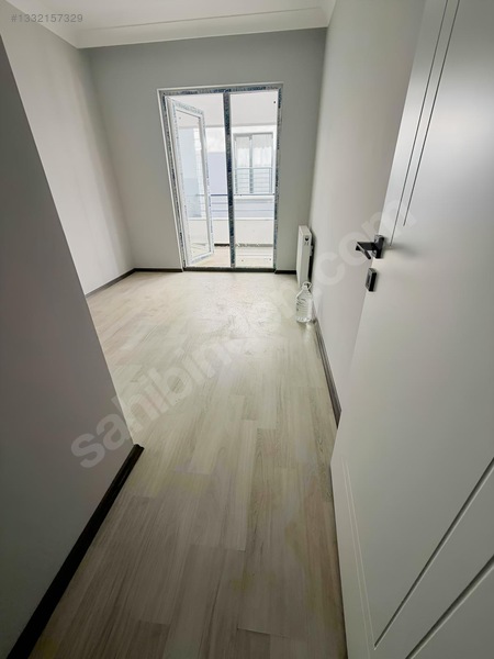 Kök Tapu Sıfır İskanlı 2+1 Ara Kat Daire — fotoğraf 3