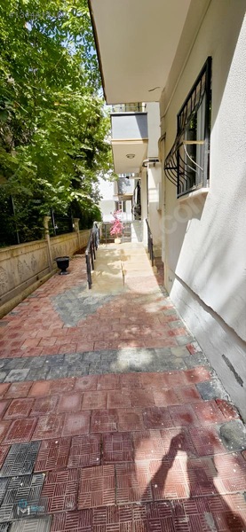 Gap Mahallesinde Kiralık Eşaylı 1+1 Daire — fotoğraf 11