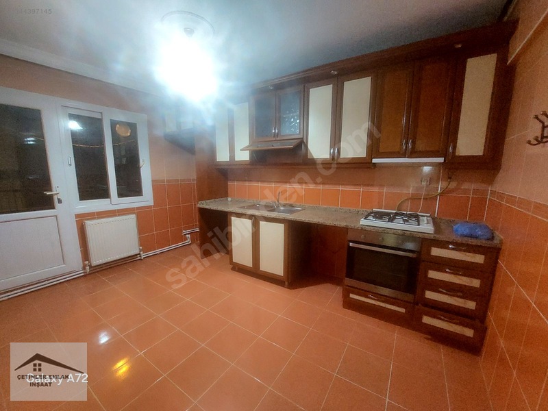 Has Çetinlerden Buca M Kemalde Kiralık 3+1daire — fotoğraf 9