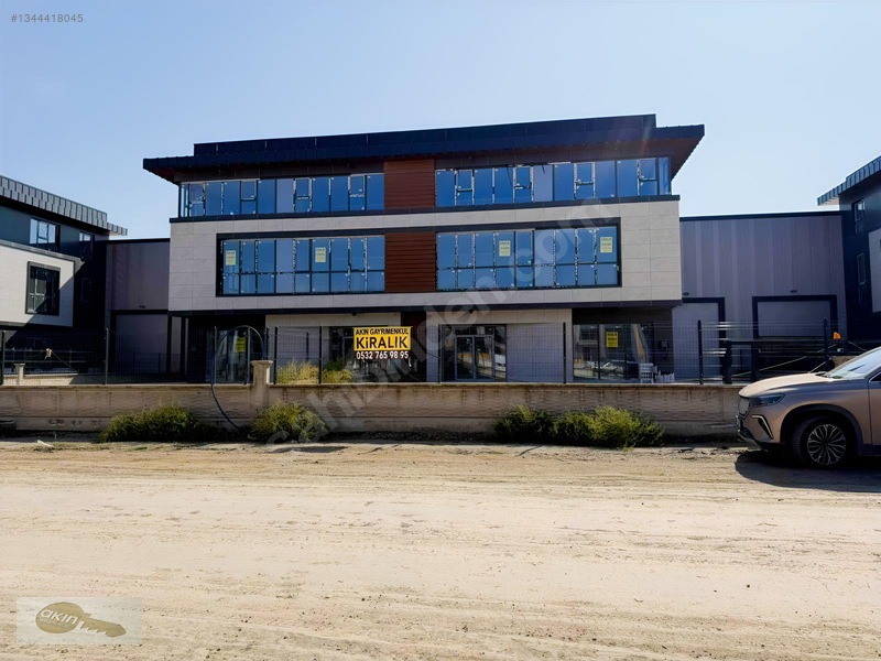Altınsan Ana Cadde Üzeri 1000 M2 Çift Çepheli Kiralık Fabrika — fotoğraf 2