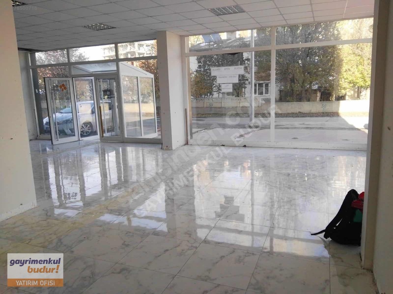 Gayrimenkulbudur! Merkezi Konum Bağdat Caddesinde Satılık Dükkan — fotoğraf 16