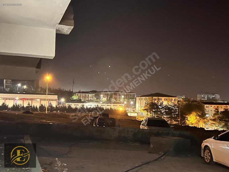 Ekol'den Üni. Yanı Özel Tasarım 2+0 Balkonlu Eşyasız Fırsat !!! — fotoğraf 8