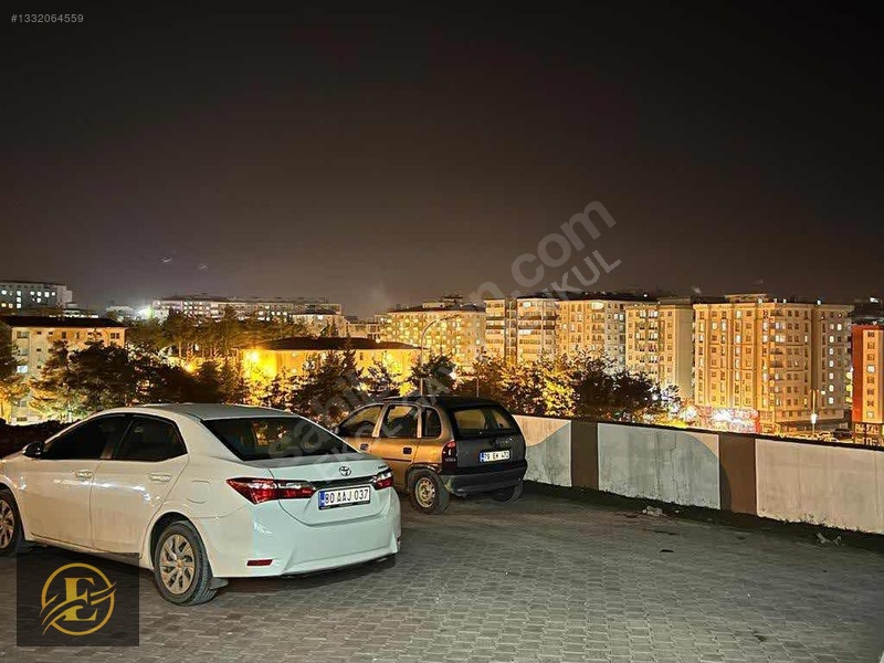 Ekol'den Üni. Yanı Özel Tasarım 2+0 Balkonlu Eşyasız Fırsat !!! — fotoğraf 9