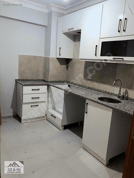 Güngören Real Mertere Çok Yakın Konumda 2+1 Satılık Daire — fotoğraf 14