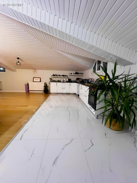 Kireçburnunda Boğaz Manzaralı Kiralık 3+1 Daire — fotoğraf 5