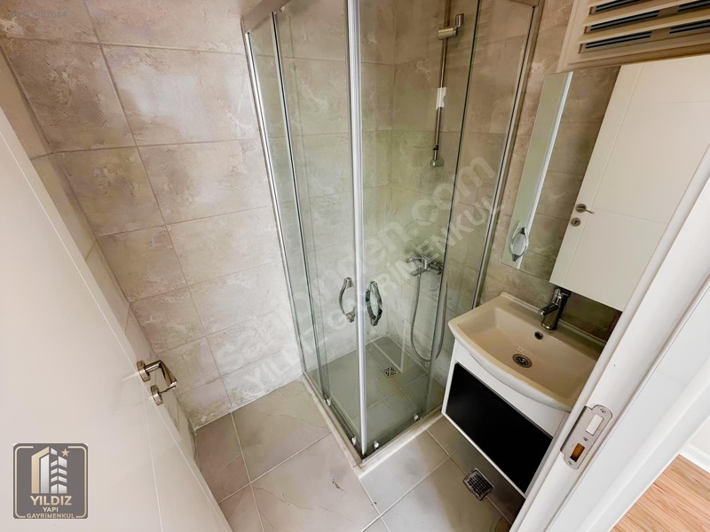 Sultanbeyli Site İçi 2+1 Arakat Güvenlikli Havuzlu 5850.000 — fotoğraf 21