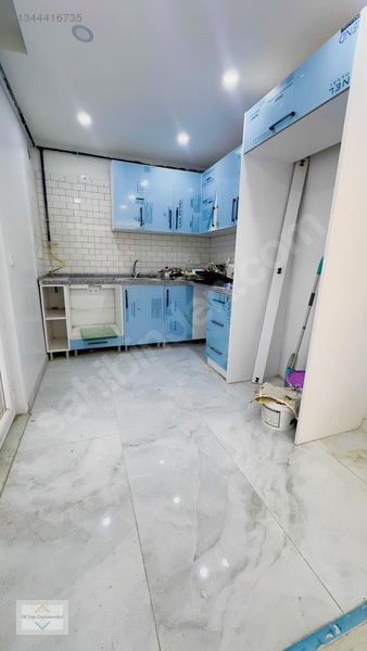 Küçükçamlıca Mah 50m2 Teras Kullanımlı 2+1 Bahçe Katı — fotoğraf 4