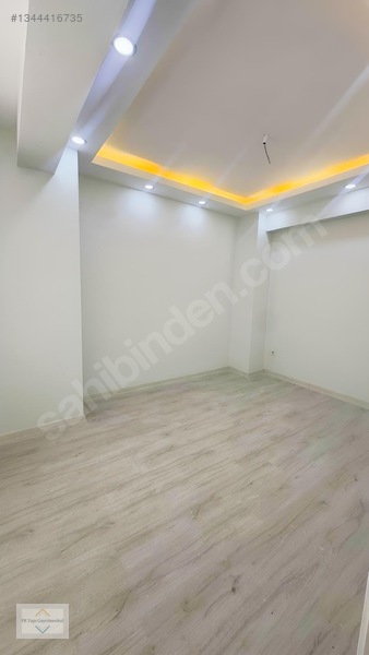 Küçükçamlıca Mah 50m2 Teras Kullanımlı 2+1 Bahçe Katı — fotoğraf 5