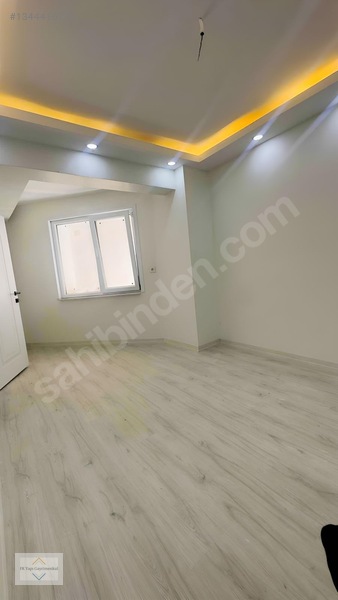 Küçükçamlıca Mah 50m2 Teras Kullanımlı 2+1 Bahçe Katı — fotoğraf 6