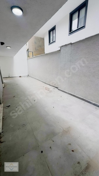 Küçükçamlıca Mah 50m2 Teras Kullanımlı 2+1 Bahçe Katı — fotoğraf 13