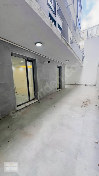 Küçükçamlıca Mah 50m2 Teras Kullanımlı 2+1 Bahçe Katı — fotoğraf 14