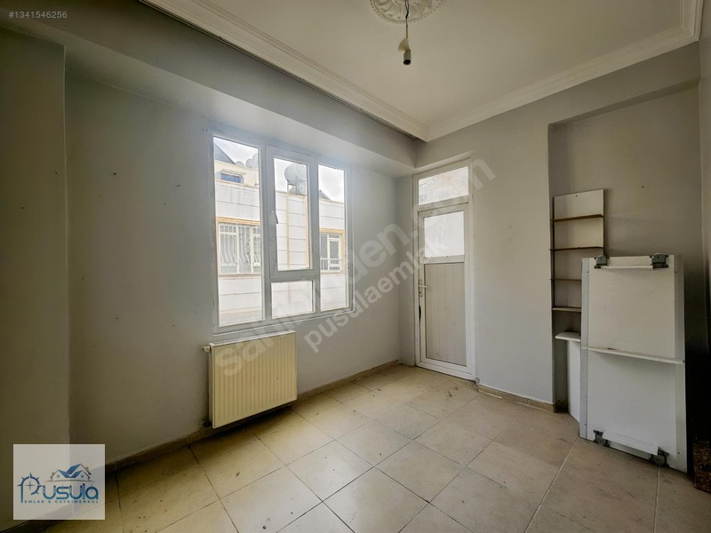 Toplanma Merkezinde Satılık 3+1 Daire — fotoğraf 2