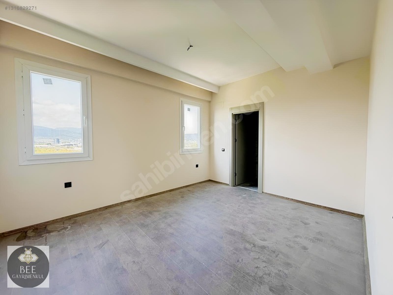 Bee"den Çeşmeli'nin En İyi Projesi'nde Geniş 2+1 Sıfır Daire — fotoğraf 12