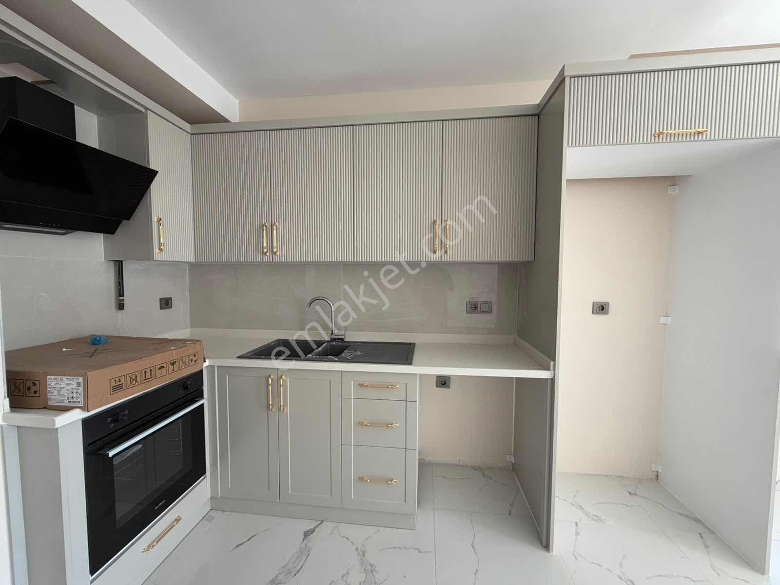 |ctn| Merkez Tabela Değeri Yüksek Ofis Tipi 1+1 Ana Yola Sıfır — fotoğraf 13