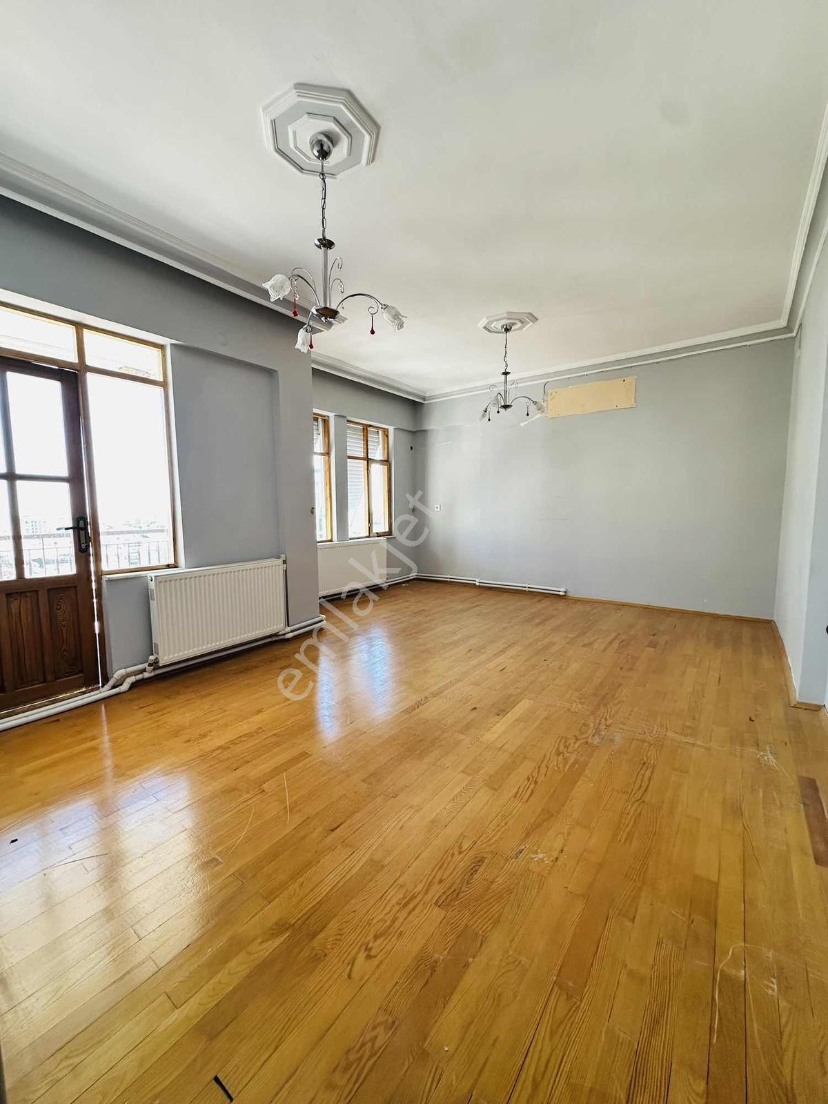 Özdoğan Emlaktan Aktoprakta 3+1 145m2 Manzaralı Asansörlü Daire — fotoğraf 2