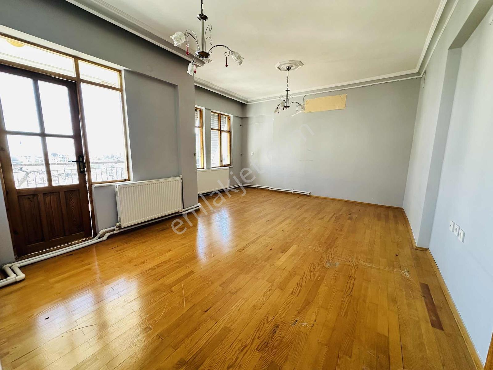 Özdoğan Emlaktan Aktoprakta 3+1 145m2 Manzaralı Asansörlü Daire — fotoğraf 3