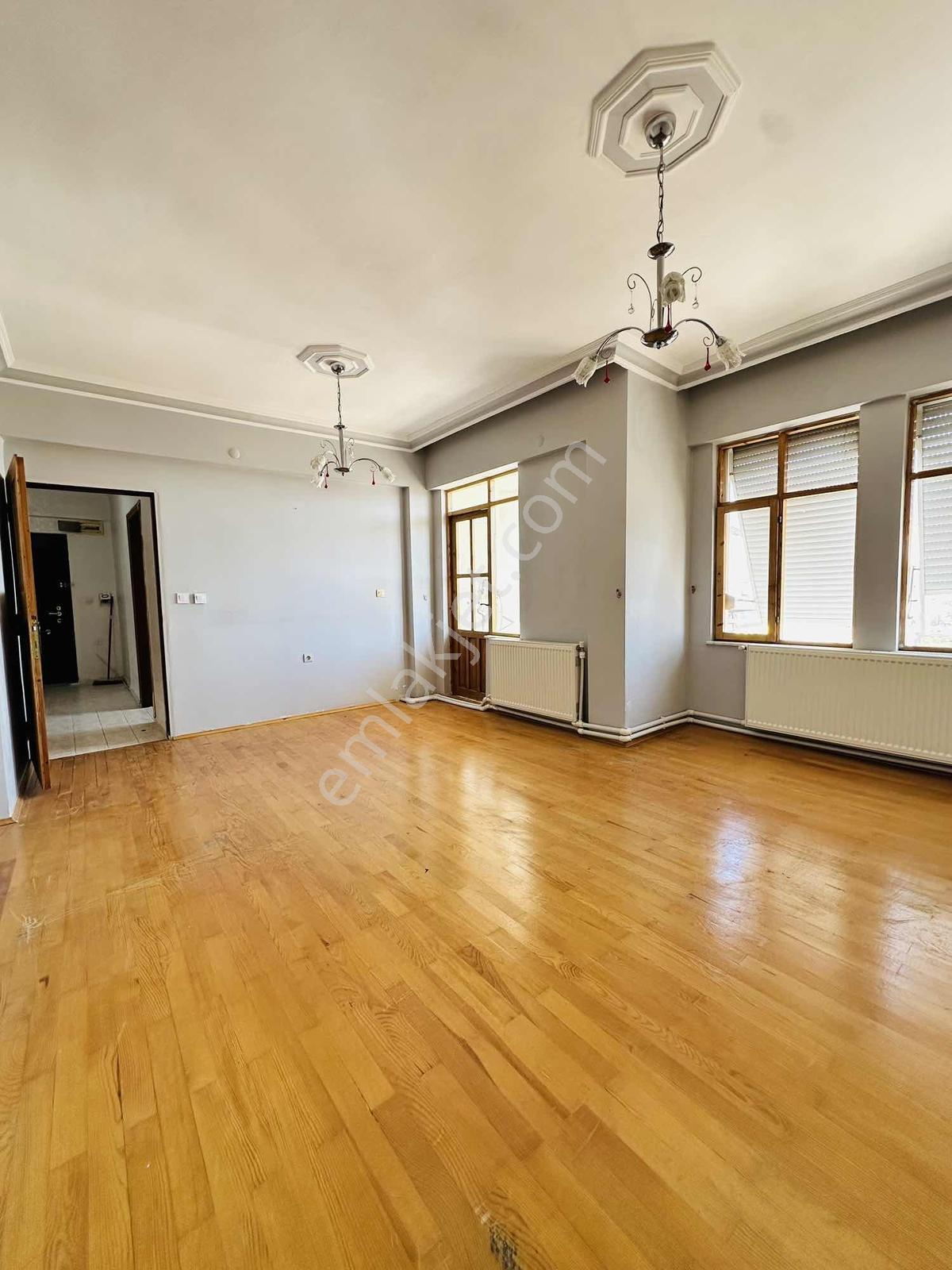 Özdoğan Emlaktan Aktoprakta 3+1 145m2 Manzaralı Asansörlü Daire — fotoğraf 4
