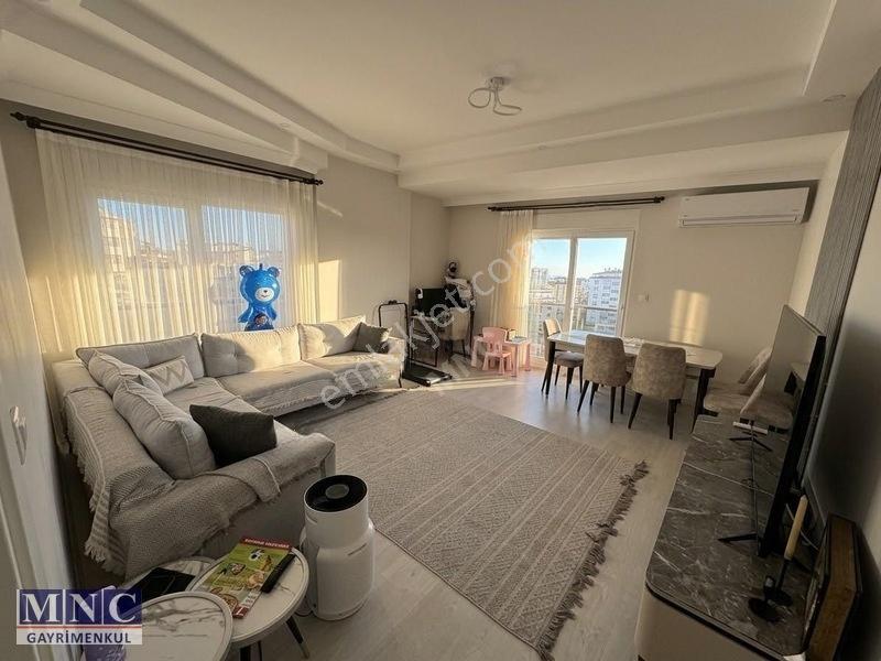 Kartal Gümüşpınar'da Ana Cadde Yakını Özel Tasarım Arakat Balkon — fotoğraf 4