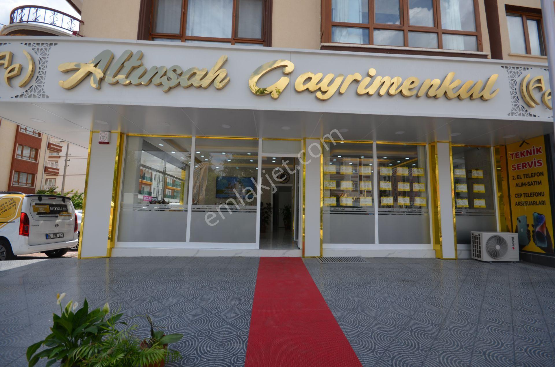 Pursaklar Merkez Mahallesi'nde Satılık 3+1 Geniş Daire — fotoğraf 29