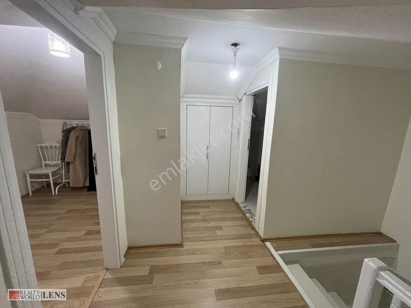 Fatih Mahallesinde 160m2 Müstakil Tadında 4+1 Çatı Dubleks — fotoğraf 23