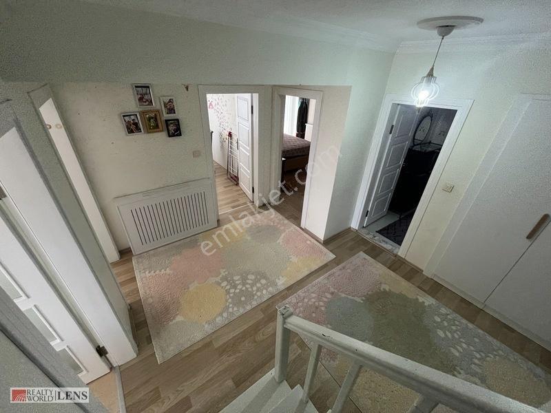 Fatih Mahallesinde 160m2 Müstakil Tadında 4+1 Çatı Dubleks — fotoğraf 24