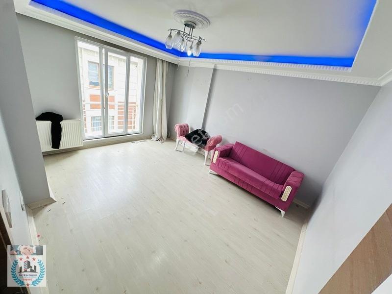 Üç Kardeşler'Den Cebeci Mh Satlık 2+1 Masrafsız Ara Kat Daire