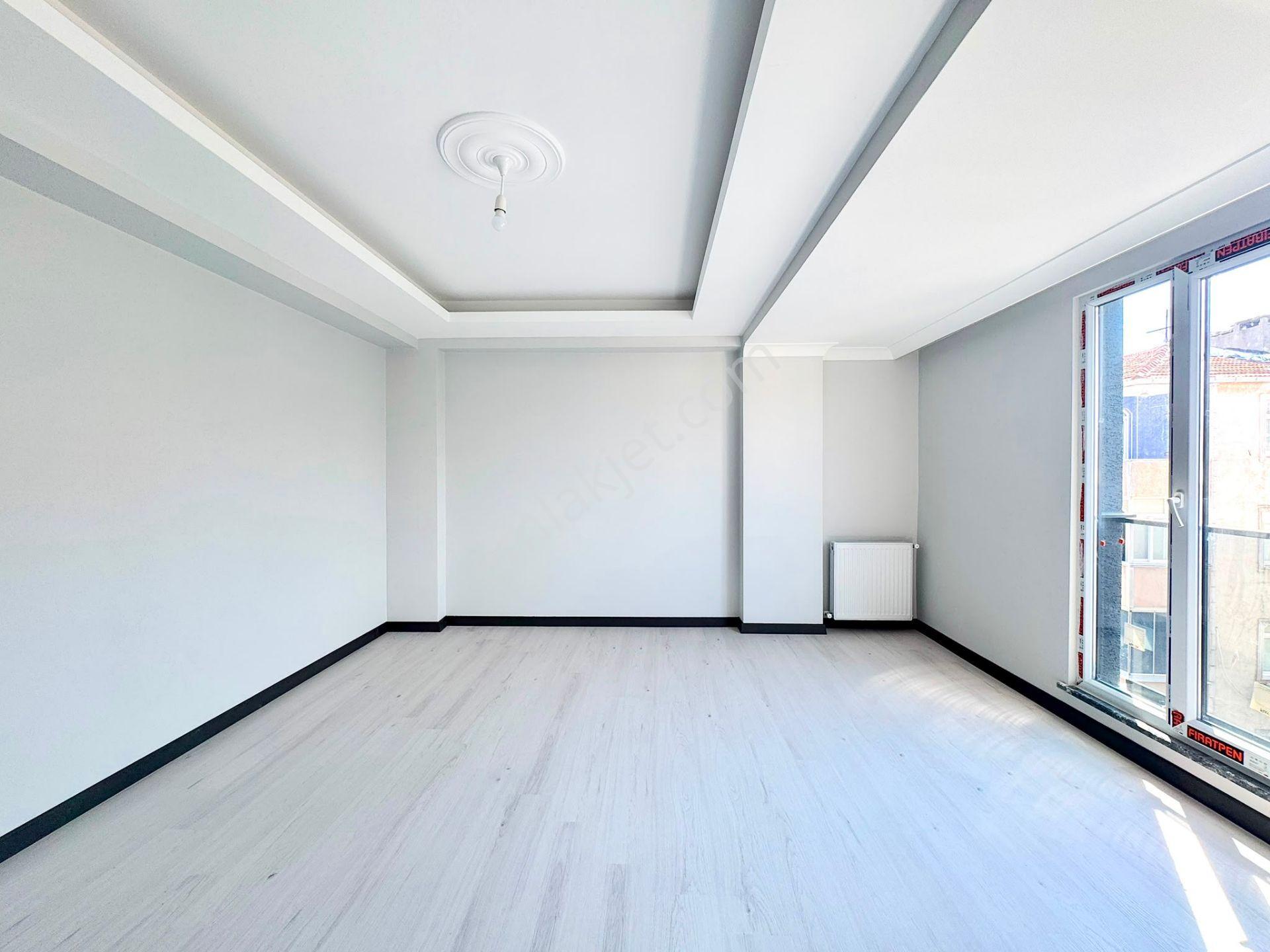 Goldhouse Dan Satılık Cumhuriyet Mahallesi Nde 2+1 Daire — fotoğraf 2