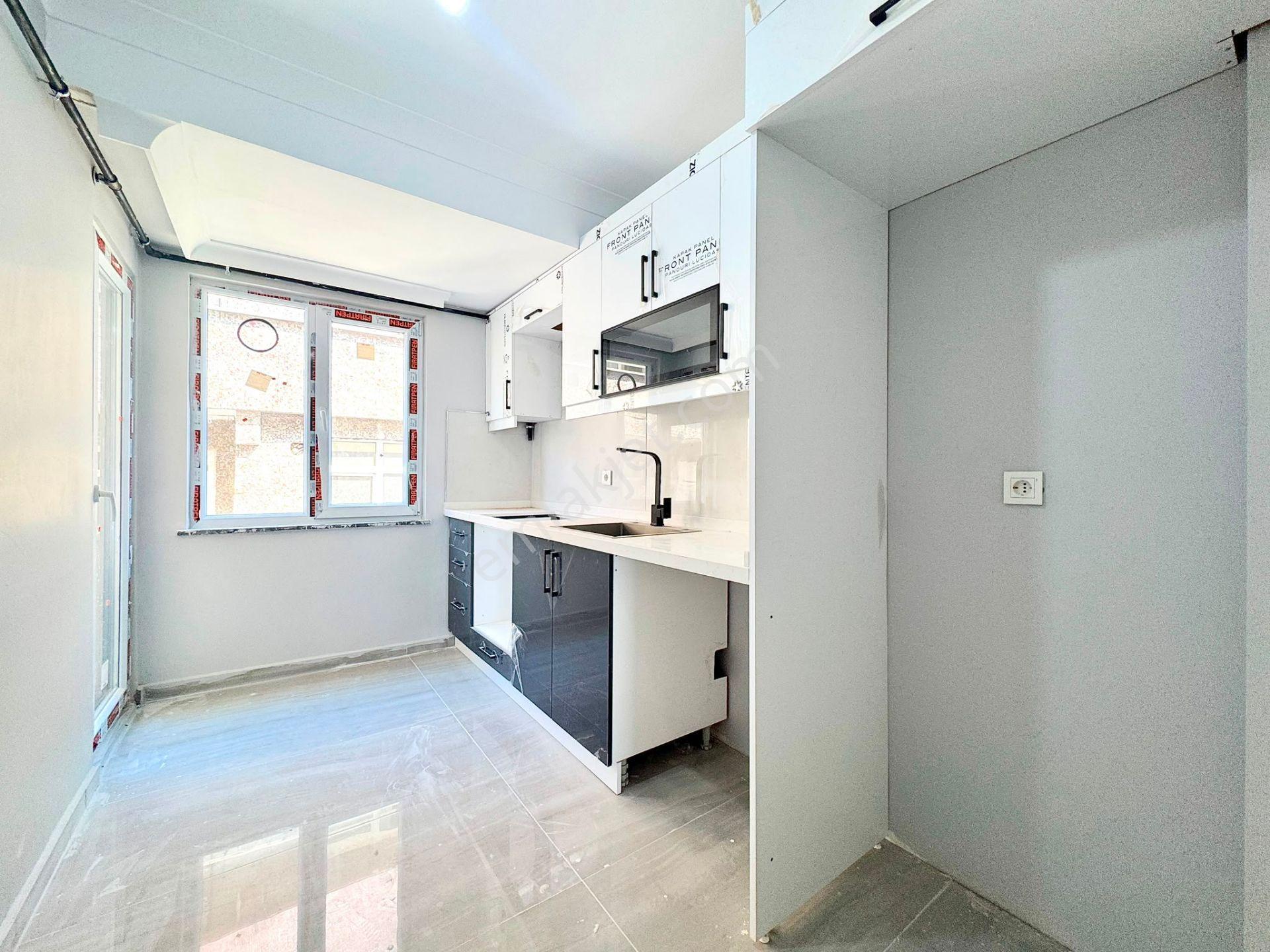 Goldhouse Dan Satılık Cumhuriyet Mahallesi Nde 2+1 Daire — fotoğraf 5