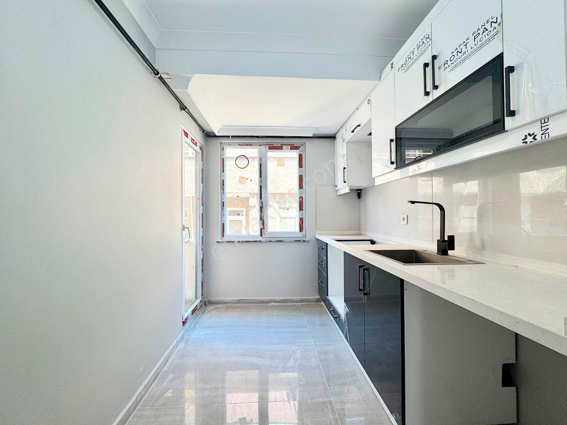 Goldhouse Dan Satılık Cumhuriyet Mahallesi Nde 2+1 Daire — fotoğraf 6