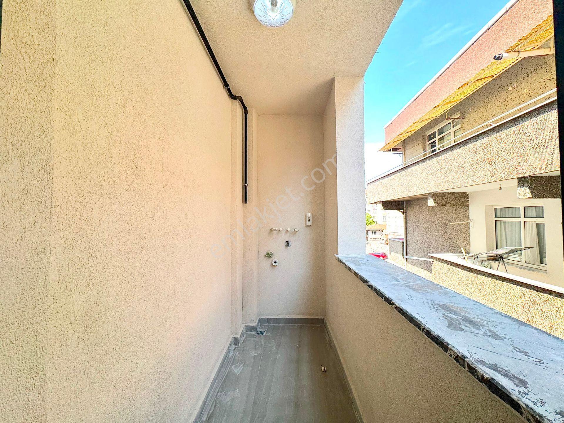 Goldhouse Dan Satılık Cumhuriyet Mahallesi Nde 2+1 Daire — fotoğraf 9