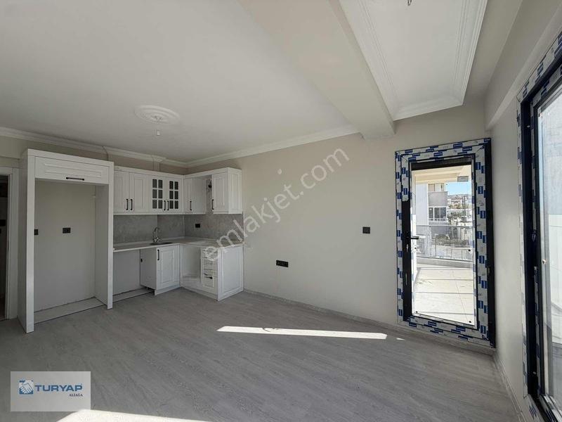 Aym Karşısı Oturuma Hazır Arakat 2+1 Balkonlu Satılık Daire