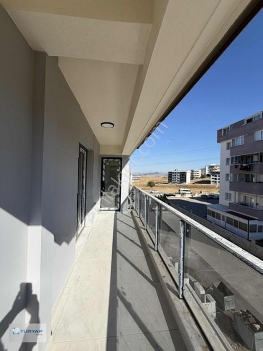 Aym Karşısı Oturuma Hazır Arakat 2+1 Balkonlu Satılık Daire — fotoğraf 9