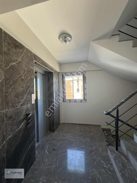 Aym Karşısı Oturuma Hazır Arakat 2+1 Balkonlu Satılık Daire — fotoğraf 18