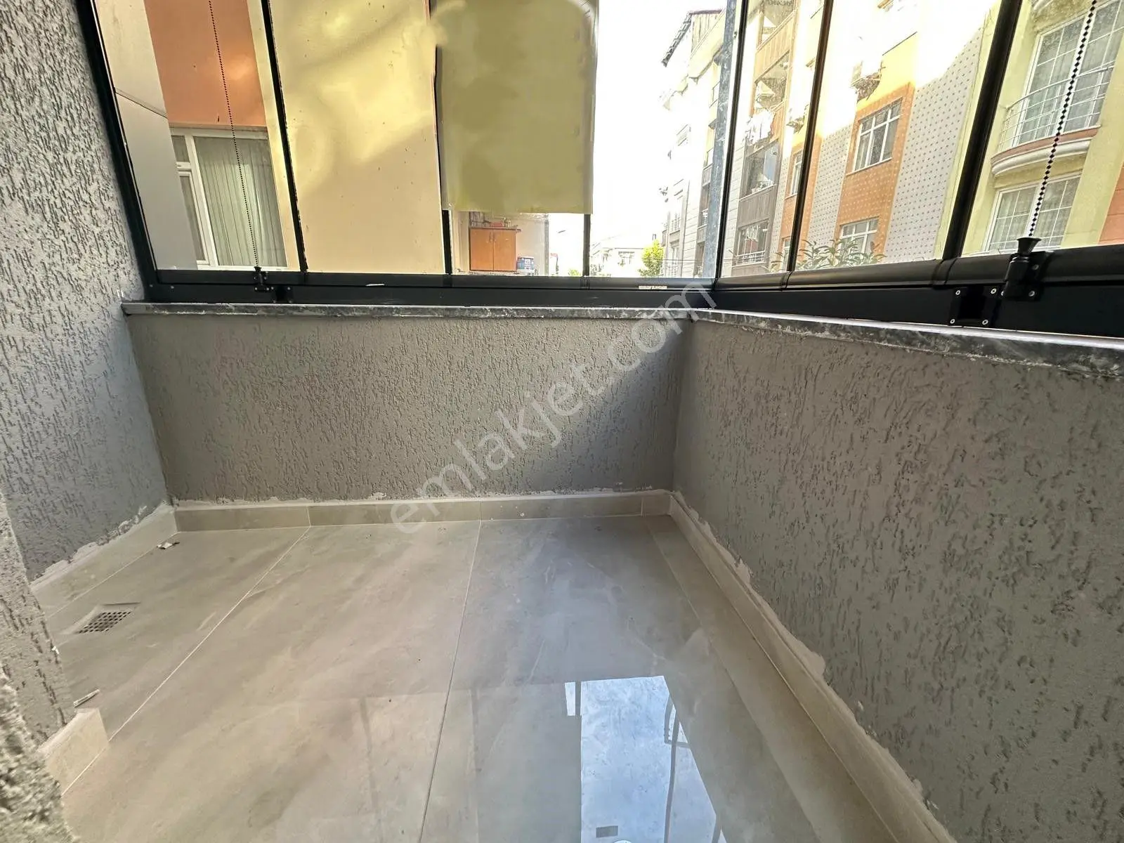 Bahçelievler Soğanlı Satılık 2+1 Sıfır Fırsat Ara Kat Daire — fotoğraf 4