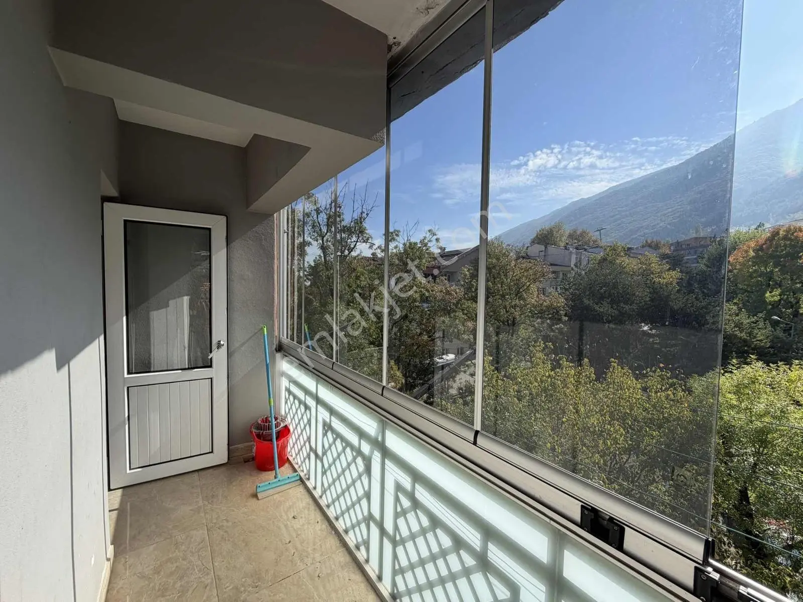 Yıldırım Teferrüç Mahalle Satılık Manzaralı Teraslı 3+1 Daire — fotoğraf 8