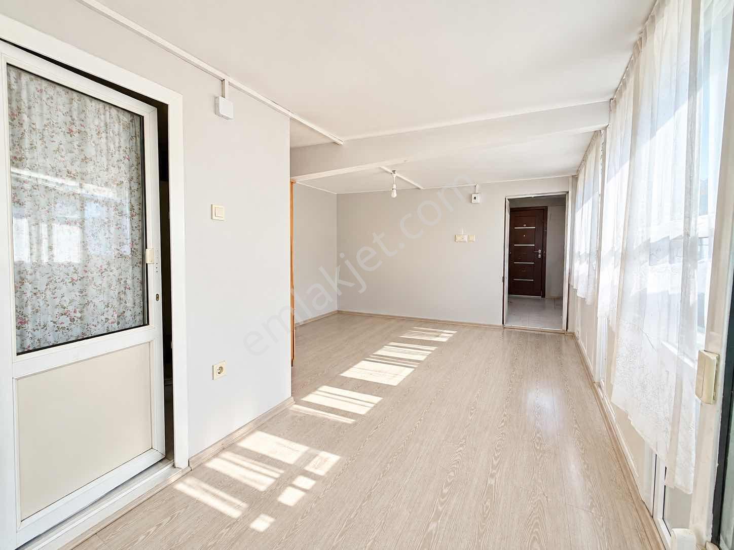Yıldırım Teferrüç Mahalle Satılık Manzaralı Teraslı 3+1 Daire — fotoğraf 28