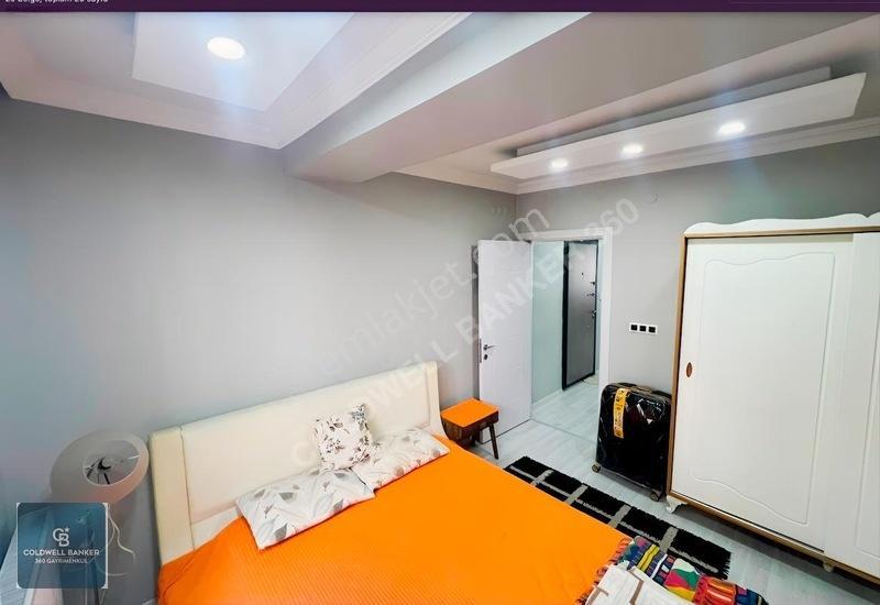 Karşıyaka Medikalpoint Yakını Tam Eşyalı Kiracısız Satılık Daire — fotoğraf 7