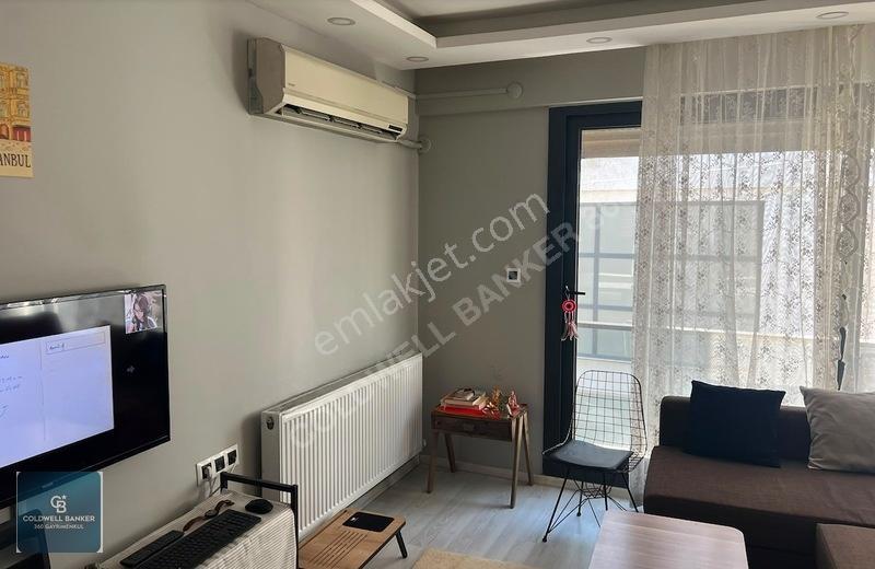Karşıyaka Medikalpoint Yakını Tam Eşyalı Kiracısız Satılık Daire — fotoğraf 16
