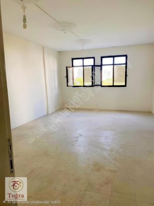 Havuzlu!! Okul Yanı Satılık 3+1 Daire ( 120 M2 3 Balkon ) — fotoğraf 9