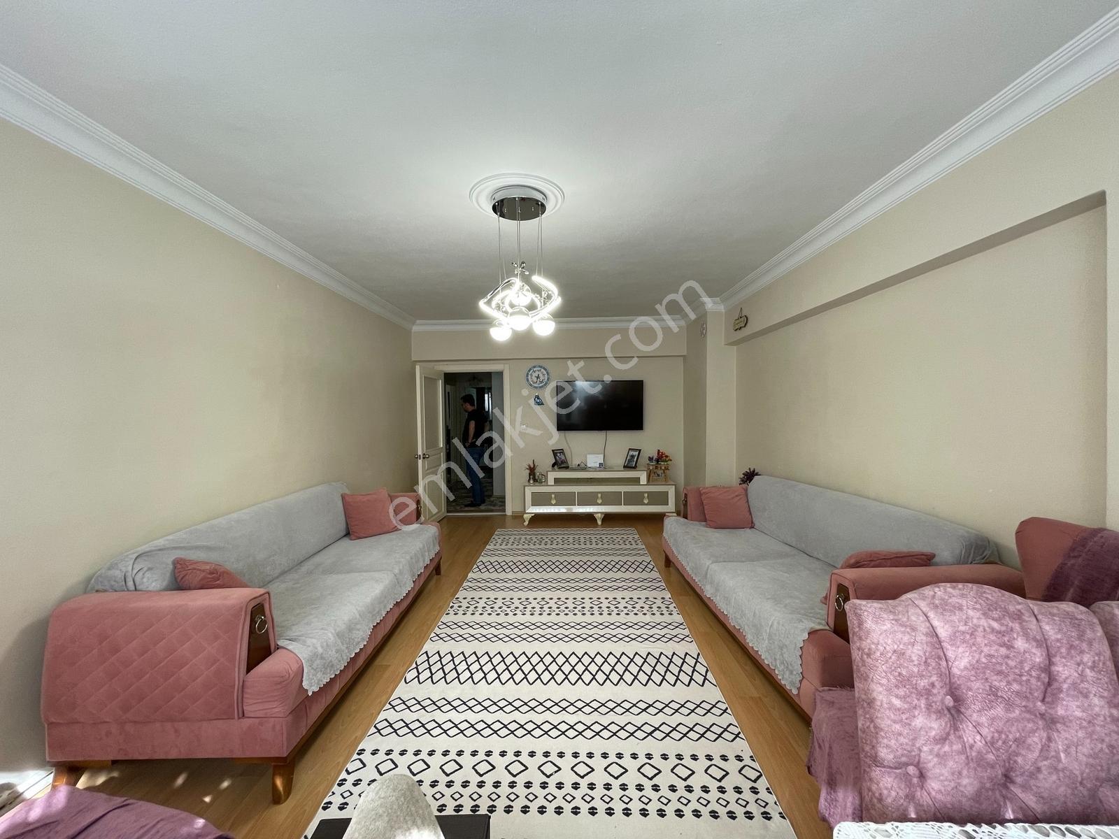 Kuzey'den Pursaklar Merkez'de 3+1 Ara Kat Masrafsız Daire — fotoğraf 9