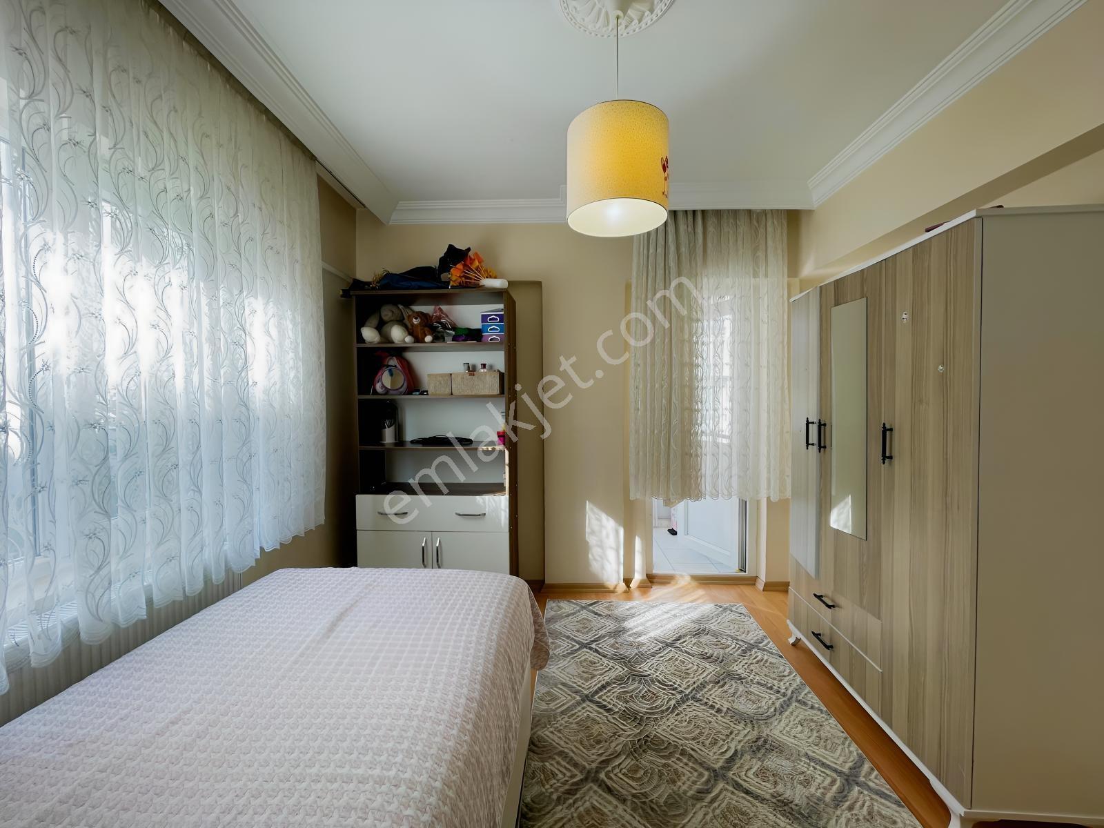 Kuzey'den Pursaklar Merkez'de 3+1 Ara Kat Masrafsız Daire — fotoğraf 16