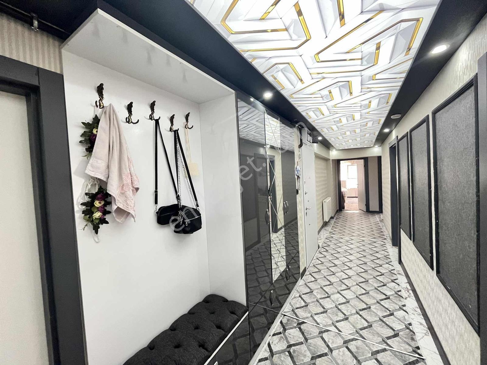 Avantaj'dan Küçük Kayaş'ta Cadde Dibi Ful+ful Yapılı 4+1 Daire.. — fotoğraf 34