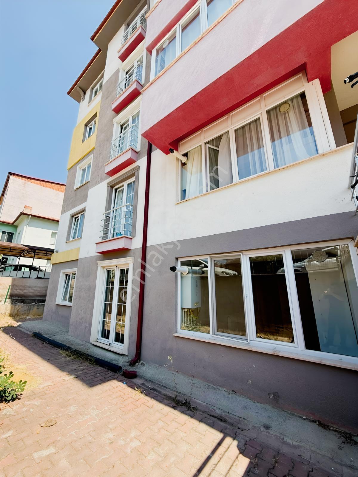 Mert Yavuz'dan | Ertuğrulgazi'de 115m2 Satılık 2+1 Geniş Daire — fotoğraf 9