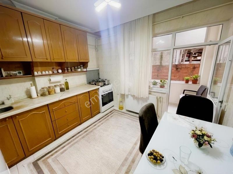 Bayrampaşa Altıntepsi Mah | 120 M² Çift Cephe 2+1 Satılık Daire — fotoğraf 5