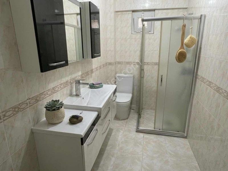 Bayrampaşa Altıntepsi Mah | 120 M² Çift Cephe 2+1 Satılık Daire — fotoğraf 8